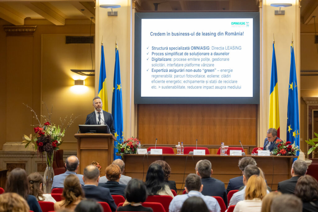 Fotografii conferinta alb 20 15