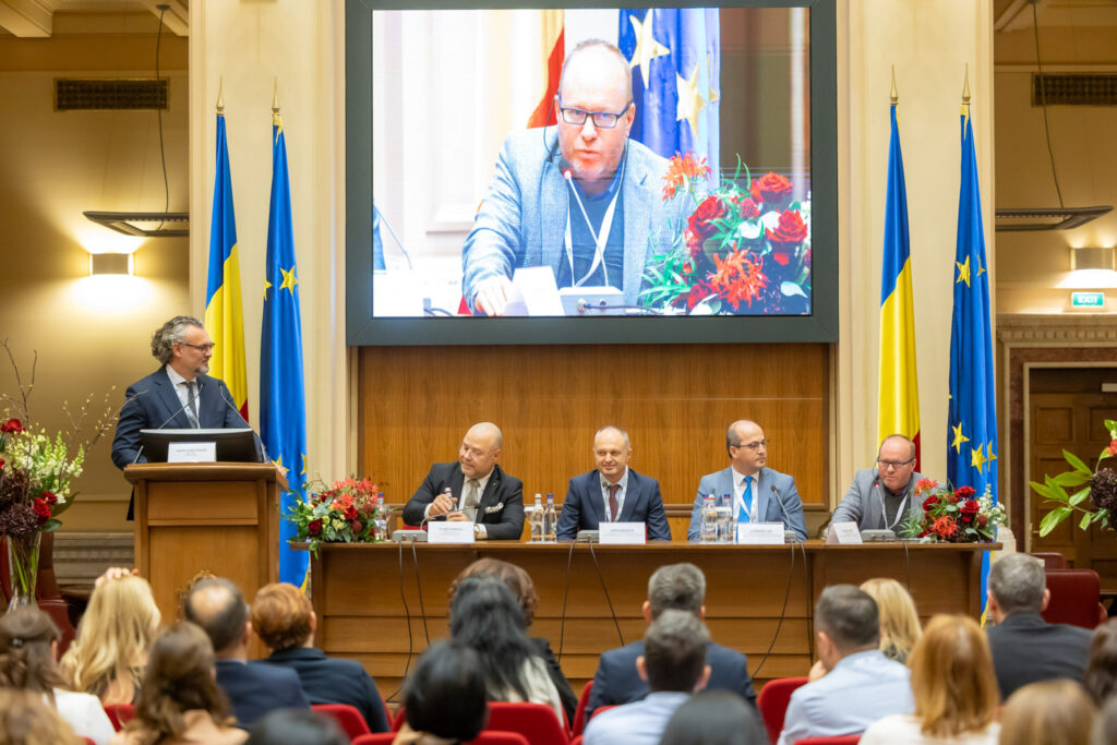 Fotografii conferinta alb 20 17