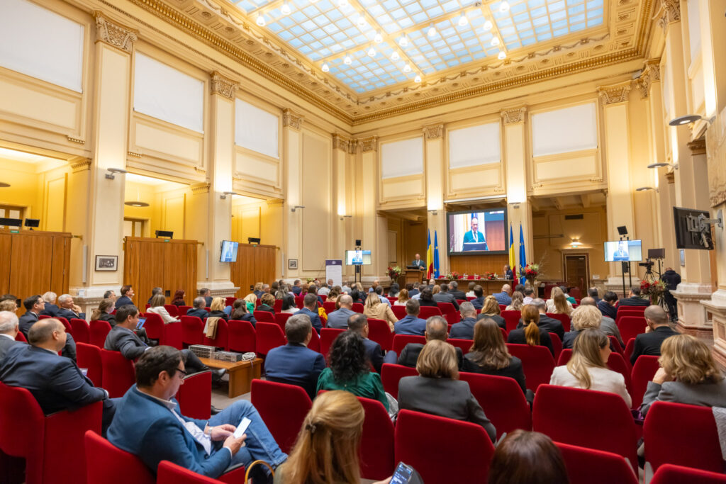 Fotografii conferinta alb 20 23